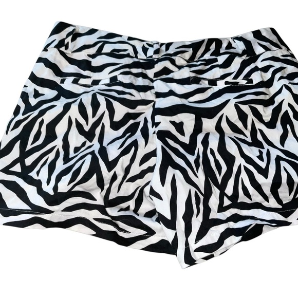 INC International Concepts Zebra Print Shorts – Size 10 - Picture 1 of 3